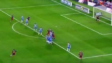 Messi pokazao Ronaldu što je savršeni slobodnjak!