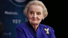 Madeleine Albright zbog Trumpa postaje muslimanka