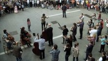 Flash mob izveo Odu radosti!