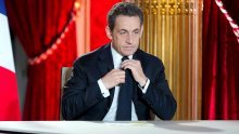 Sarkozy se zakoprcao u predizbornoj mreži