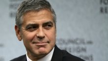 George Clooney u svemiru, pogledajte foršpan