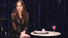 Što sve Dakota Johnson može staviti među zube