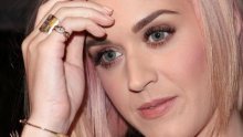 Katy Perry poručila fanovima da je zbog njih opet sretna