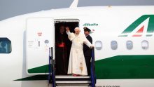 Pope arrives in Croatia