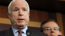 McCain poziva Trumpa da dokaže tvrdnje da mu je prošle godine priskuškivan ured