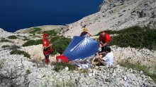 S najvišeg vrha otoka Krka spašena planinarka