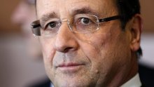 Hollande rekordno nepopularan