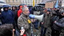 Dioki workers protest in St. Mark's Square