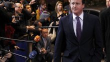 'Cameron glupavo ugrozio Britaniju'