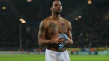 Lescott zaboravio navijače, pa ga sudac podsjetio