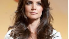 Prijatelji stari otpilili Katie Holmes