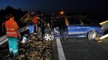 Troje ozlijeđeno u sudaru pet automobila