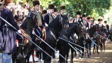 Alkara zbacio konj, zaletio se u publiku i ozlijedio dvije osobe