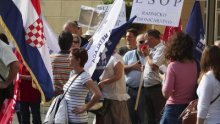 RIZ workers gather outside gov't offices in Zagreb to demand ESOP