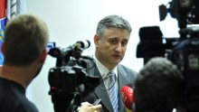 Opposition leader pushes for accelerating ratification of Croatia-EU treaty