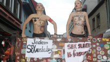 Feministice planiraju seksualni napad na Platinija