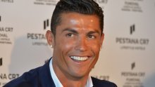 Evo za koga je Cristiano Ronaldo potpisao doživotni ugovor