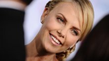 Charlize Theron: Za Kristen Stewart bih skočila sa zgrade