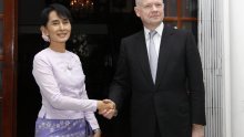 Suu Kyi i Velika Britanija slažu se o sankcijama Mianmaru