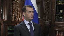 Medvedev: Američki napadi na Siriji na 'korak' od sukoba s Rusijom