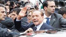 Čelnici EU-a povećali pritisak na Berlusconija