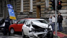 Šestero ozlijeđenih u sudaru u Zagrebu