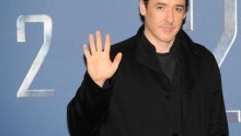 John Cusack glumi Edgara Allana Poea u Srbiji