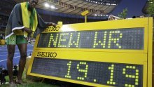 Usain Bolt s novim rekordom do zlata i na 200m