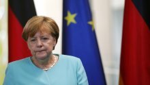 Samo 8 posto Nijemaca vjeruje u migrantsku politiku Angele Merkel