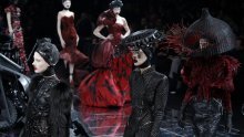 Sablasno dobar Alexander McQueen