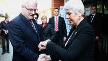 Josipovic says PM, he looking for meeting date