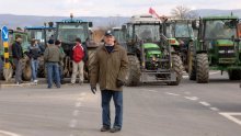 Farmers disappointed at minister's failure to talk to them