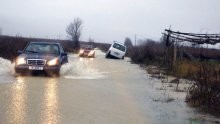 Oko Banje Luke vozi se samo čamcima