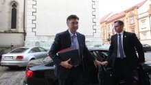 Plenković postrojava ministre u Banskim dvorima