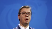 Vučić: Neću ići na Paradu ponosa, radit ću nešto što je korisnije za Srbiju