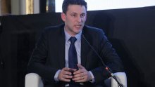 Petrov predočio model po kojem bi država pomogla Agrokoru