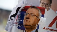 Srž predsjedničkih izbora u Srbiji - za ili protiv Vučića