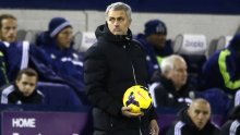 Mourinho: Falcao nema momčad, a mi napadača