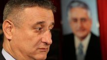 Karamarko oko sebe okuplja poslušnike za EU