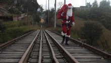 Djedovi Božićnjaci pljačkali draguljarnice