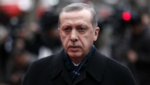 Turci u nedjelju odlučuju o Erdoganovim ovlastima, rezultat neizvjestan