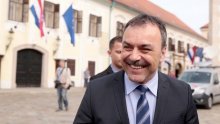 Orepić u Osijeku pustio filmić s Vlade i secirao mentalitet  balkanskih grabežljivaca