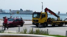 Napao policajku i djelatnike pauk službe i na silu odvezao auto