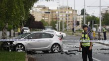 Zabio se u tramvajsku nadstrešnicu i poginuo