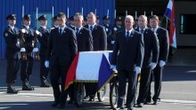 Casket with body of deceased Parl't Speaker driven to Mirogoj cemetery