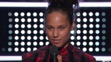 Alicia Keys i dalje osvaja publiku bez šminke