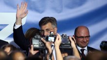 Hoće li Plenković zapeti u HDZ-ovim rovovima, pećinama i jamama