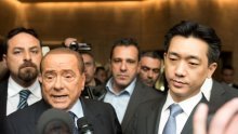 Kontroverzni Berlusconi prodao 'najdražu igračku' Kinezima