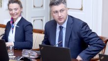 Plenković: Stabilizirali smo Agrokor, povjerenik Ramljak dobro radi