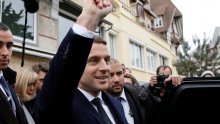 Izlazne ankete: Emmanuel Macron vodi na izborima, slijedi Marine Le Pen